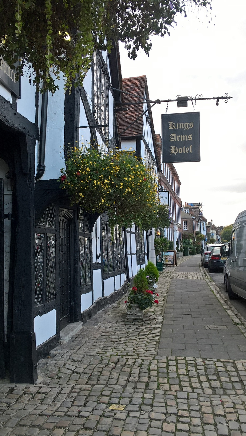 The “sister hotel” of the one I was staying in, a few doors down. Recommended if I wanted a “more casual pub style meal”.